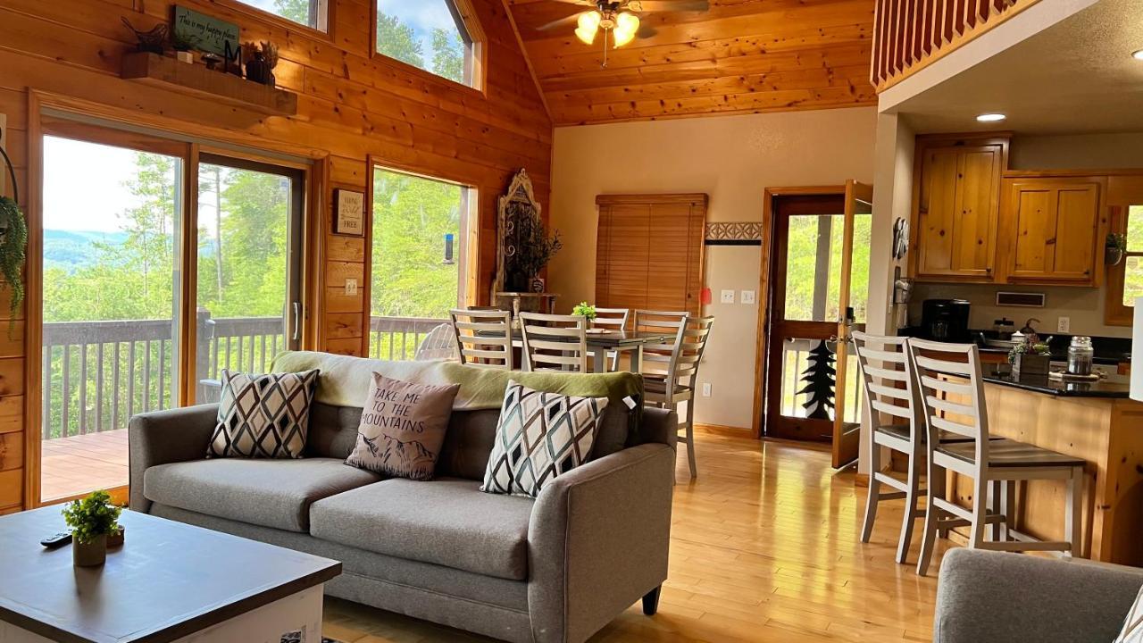 Mistletoe Cabin- Private Cabin W Views, Hottub, Pet Friendly เมอร์ฟี ภายนอก รูปภาพ